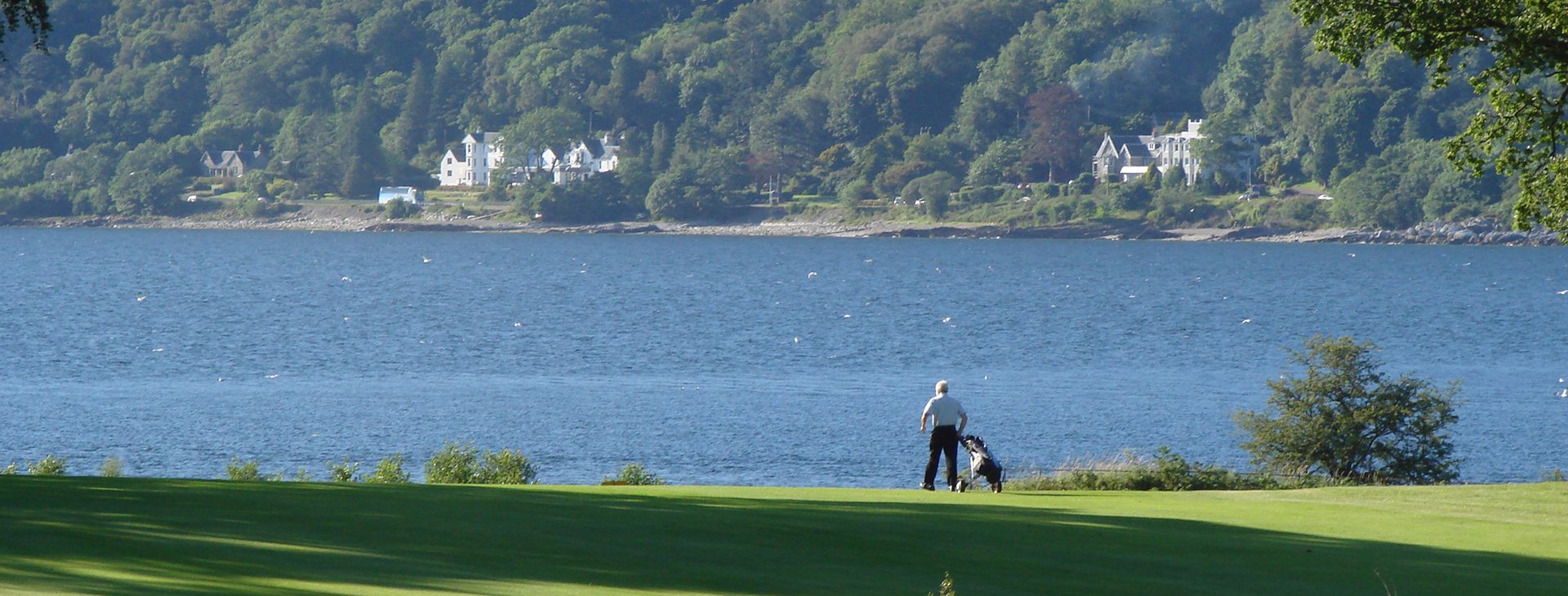 Guests at Birchbrae Highland Lodges enjoy free golf at the Dragon's Tooth Golf Course